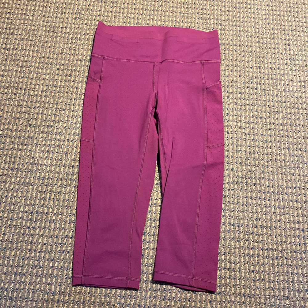 Lululemon cropped leggings